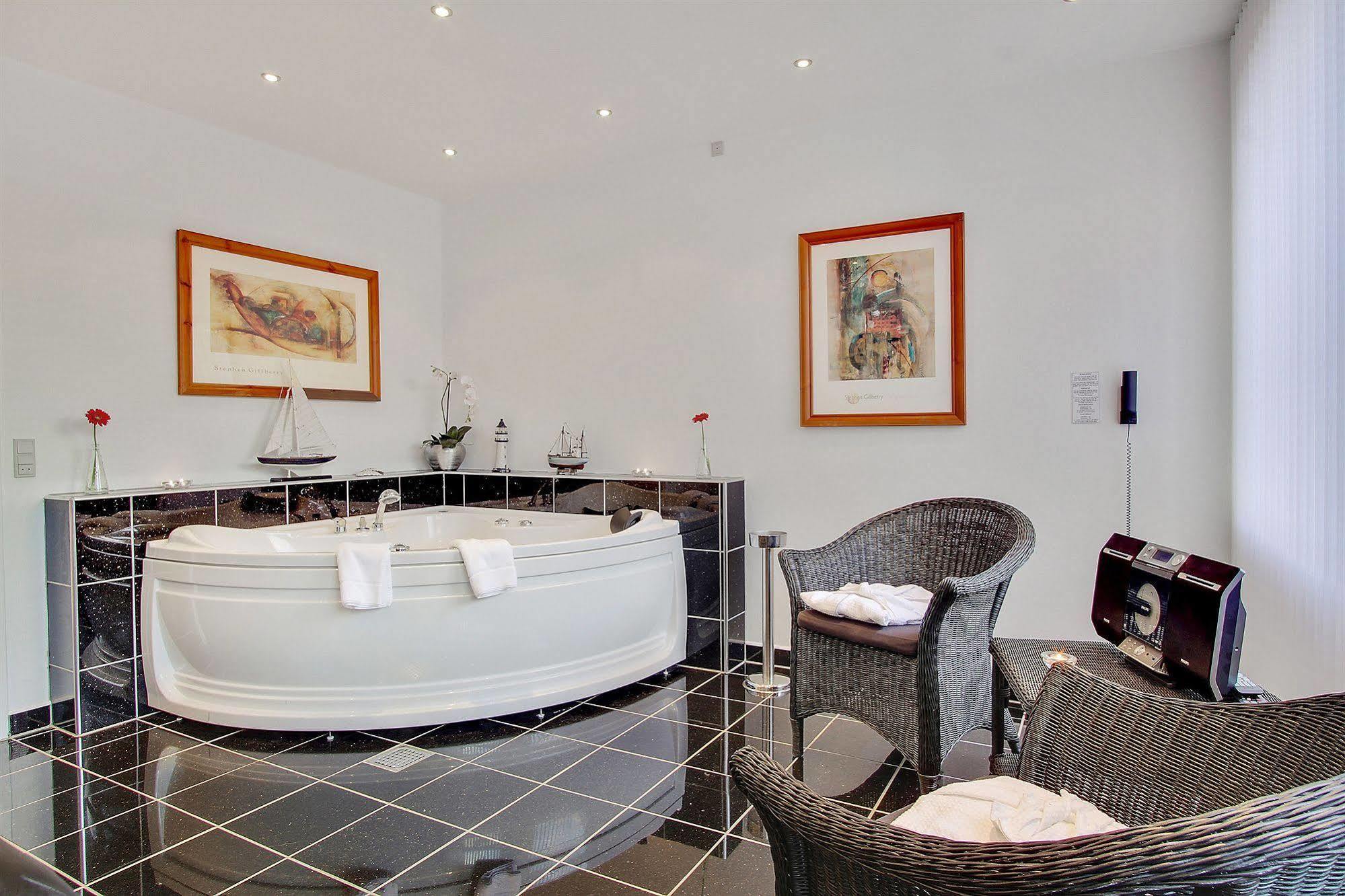 Hotel Pinenhus 3*